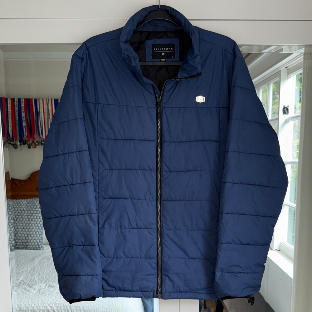 Billabong Men's Mid-Weight Puffer Jacket - Picture 2 of 6
